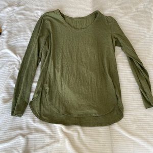 Lululemon Love tee